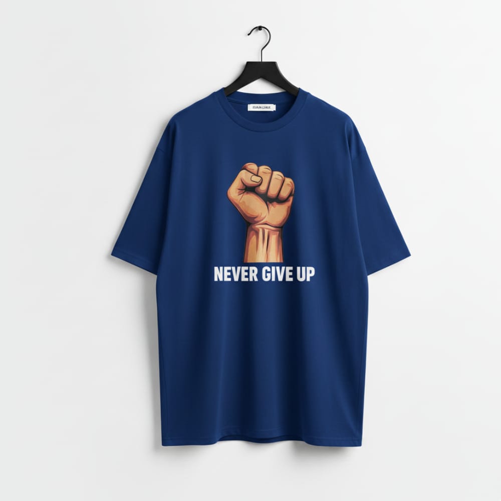Never Give Up – Oversized T-shirt